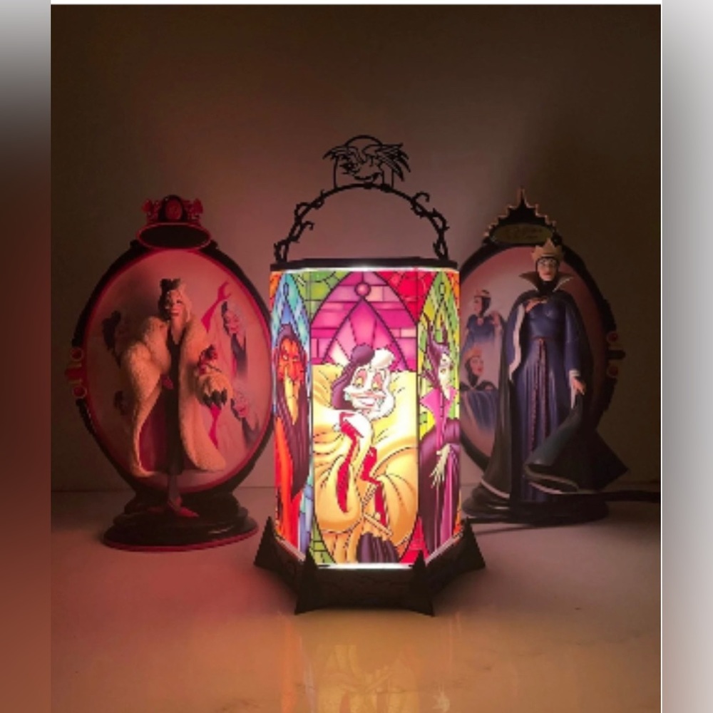 Disney Villans Scentsy Warmer